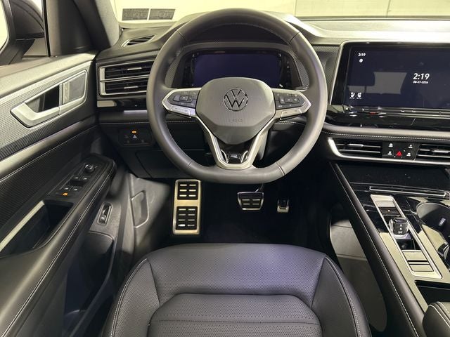2026 Volkswagen Atlas Cross Sport 2.0T SEL R-Line Black