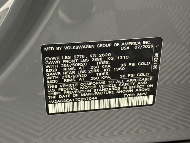 2026 Volkswagen Atlas Cross Sport 2.0T SEL R-Line Black
