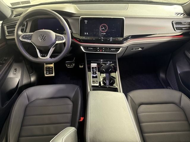 2026 Volkswagen Atlas Cross Sport 2.0T SEL R-Line Black