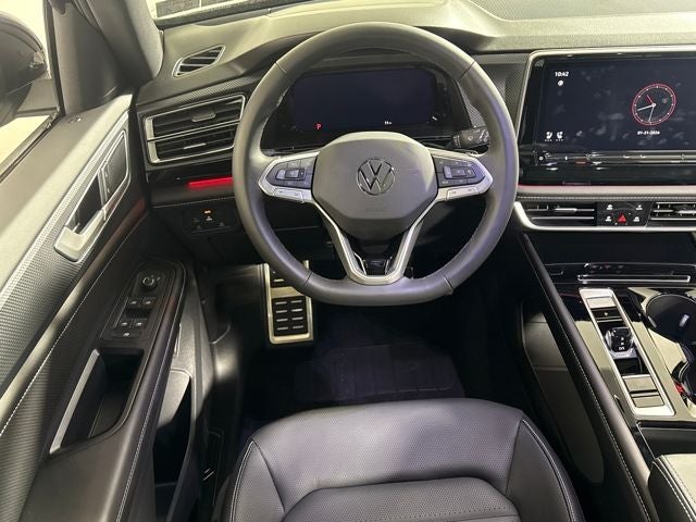 2026 Volkswagen Atlas Cross Sport 2.0T SEL R-Line Black