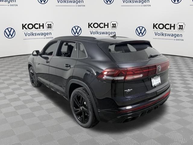 2026 Volkswagen Atlas Cross Sport 2.0T SEL R-Line Black