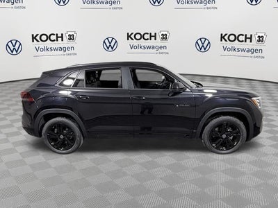 2026 Volkswagen Atlas Cross Sport 2.0T SEL R-Line Black