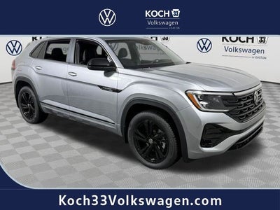2026 Volkswagen Atlas Cross Sport 2.0T SEL R-Line Black