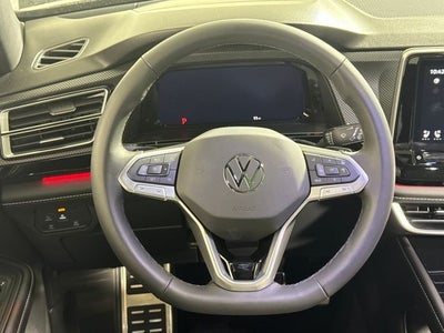 2026 Volkswagen Atlas Cross Sport 2.0T SEL R-Line Black