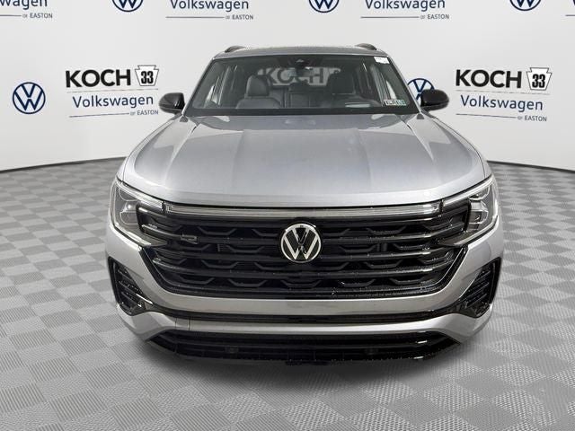 2026 Volkswagen Atlas Cross Sport 2.0T SEL R-Line Black