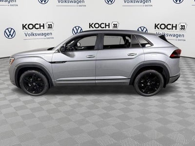 2026 Volkswagen Atlas Cross Sport 2.0T SEL R-Line Black