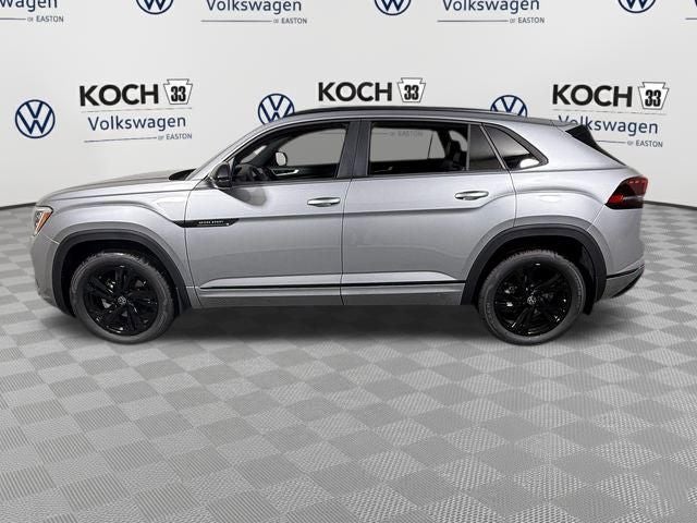2026 Volkswagen Atlas Cross Sport 2.0T SEL R-Line Black