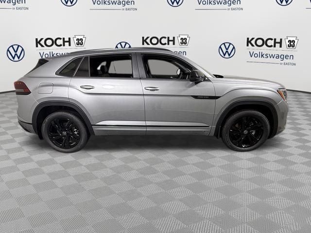 2026 Volkswagen Atlas Cross Sport 2.0T SEL R-Line Black