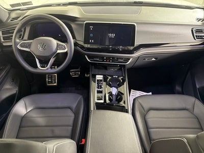 2026 Volkswagen Atlas Cross Sport 2.0T SEL R-Line Black