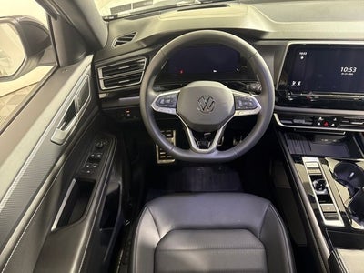 2026 Volkswagen Atlas Cross Sport 2.0T SEL R-Line Black