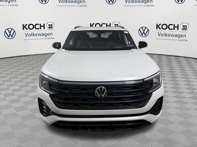 2026 Volkswagen Atlas Cross Sport 2.0T SEL R-Line Black