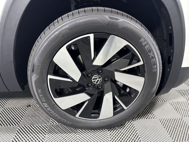 2026 Volkswagen Atlas Cross Sport 2.0T SEL