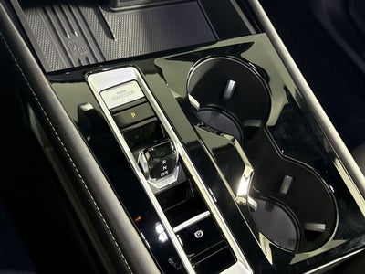 2026 Volkswagen Atlas Cross Sport 2.0T SEL