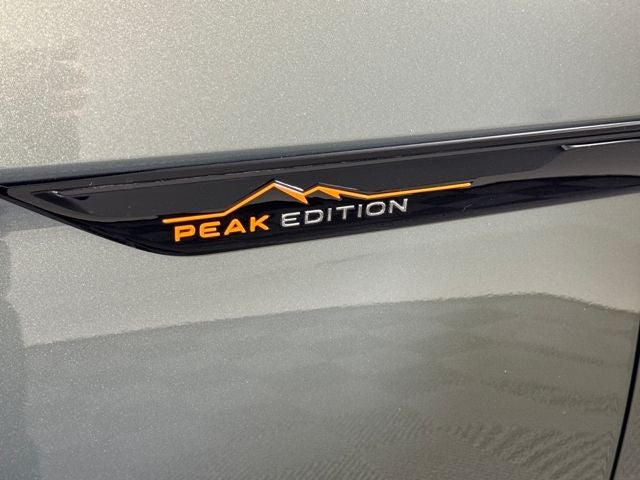 2025 Volkswagen Atlas 2.0T Peak Edition