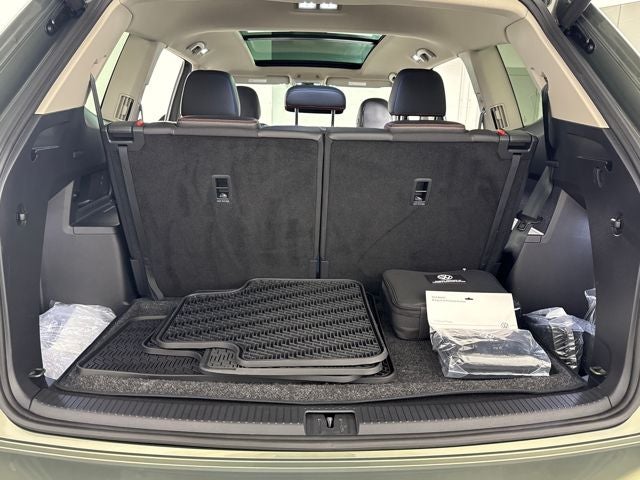 2025 Volkswagen Atlas 2.0T Peak Edition