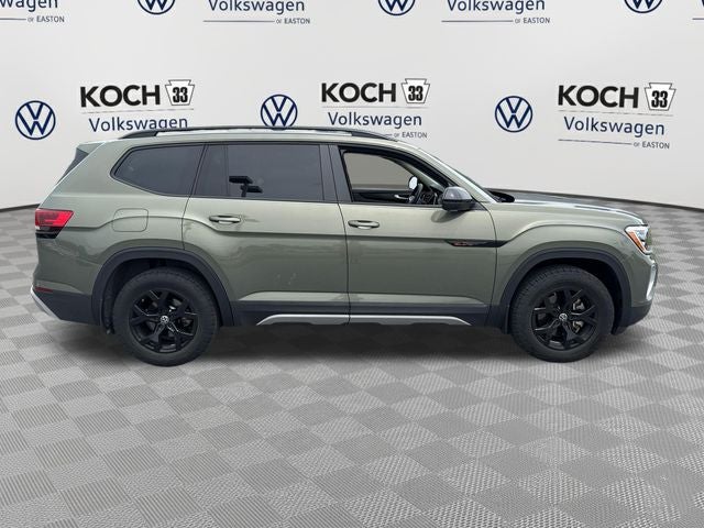 2024 Volkswagen Atlas 2.0T Peak Edition SE w/Technology