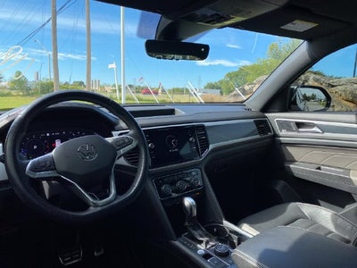 2023 Volkswagen Atlas Cross Sport 3.6L V6 SEL Premium R-Line