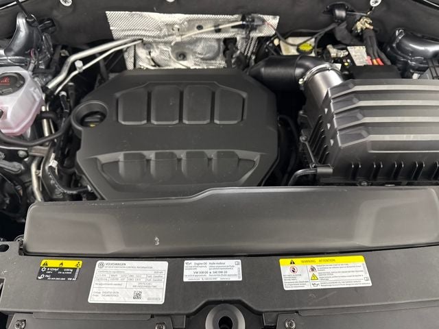 2025 Volkswagen Atlas Cross Sport 2.0T SEL Premium R-Line