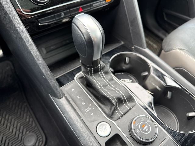 2023 Volkswagen Atlas 3.6L V6 SEL Premium R-Line