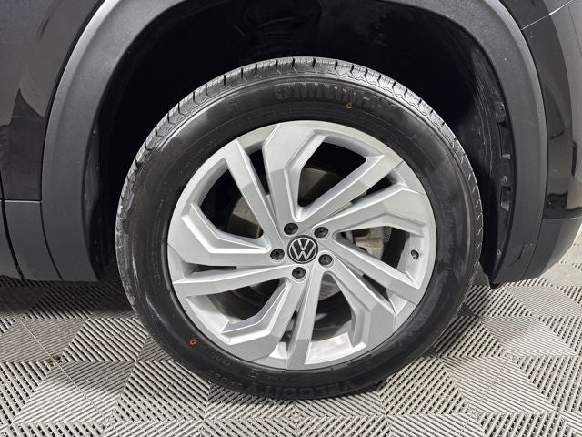 2021 Volkswagen Atlas Base