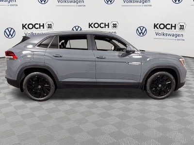 2026 Volkswagen Atlas Cross Sport 2.0T SE w/Technology