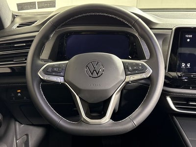 2026 Volkswagen Atlas Cross Sport 2.0T SE