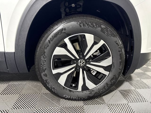 2026 Volkswagen Atlas Cross Sport 2.0T SE