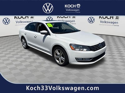 2013 Volkswagen Passat SEL Premium
