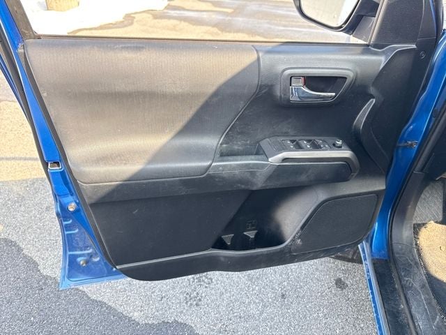 2016 Toyota Tacoma Base