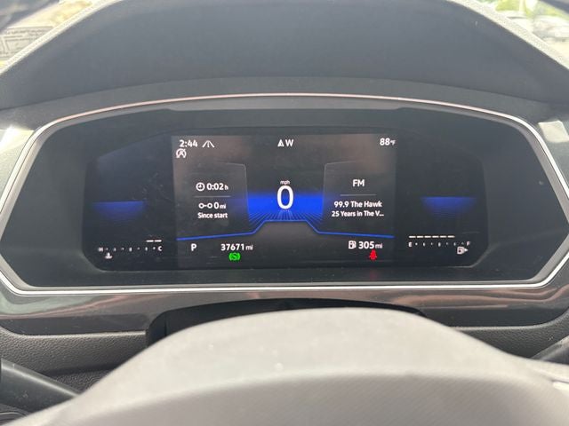2022 Volkswagen Tiguan SE