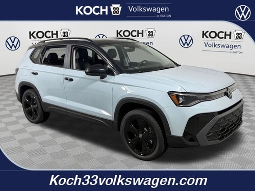 2026 Volkswagen Taos SE Black
