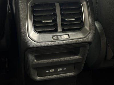 2026 Volkswagen Taos SE Black