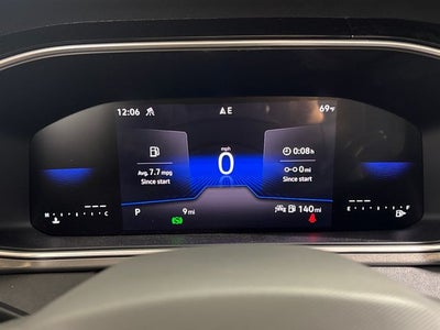2026 Volkswagen Taos SE Black