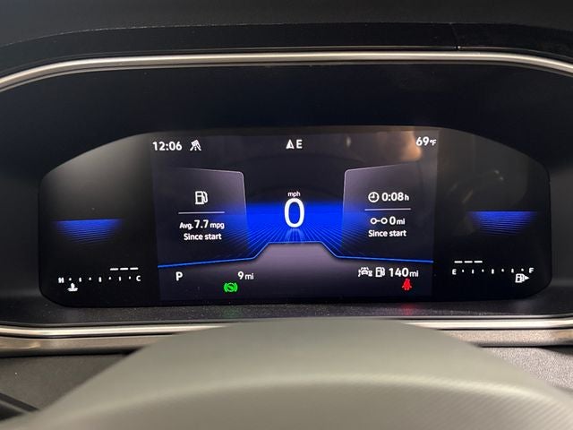 2026 Volkswagen Taos SE Black