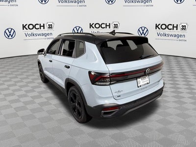 2026 Volkswagen Taos SE Black