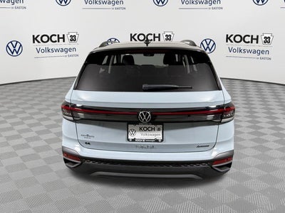 2026 Volkswagen Taos SE Black