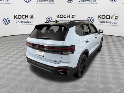 2026 Volkswagen Taos SE Black