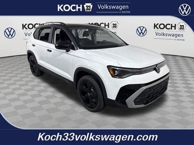 2026 Volkswagen Taos SE Black