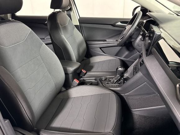 2026 Volkswagen Taos SE Black