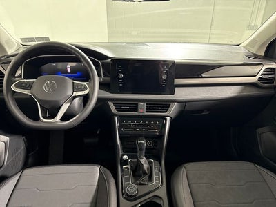 2026 Volkswagen Taos SE Black