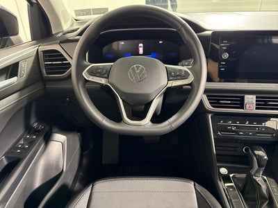 2026 Volkswagen Taos SE Black
