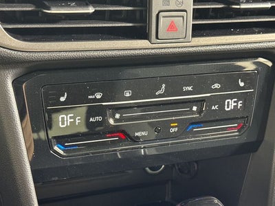 2026 Volkswagen Taos SE Black