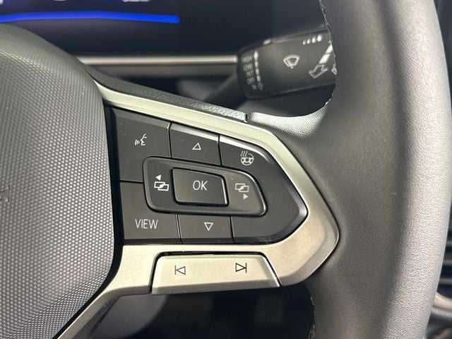 2026 Volkswagen Taos SE Black
