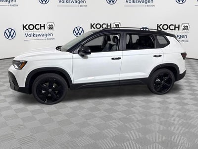 2026 Volkswagen Taos SE Black