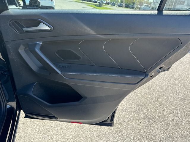 2023 Volkswagen Tiguan SEL R-Line