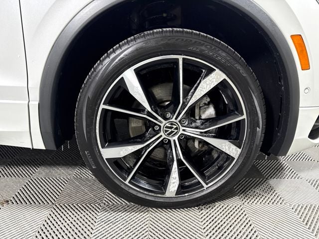 2022 Volkswagen Tiguan SEL R-Line
