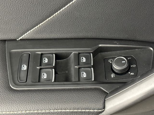 2022 Volkswagen Tiguan SEL R-Line