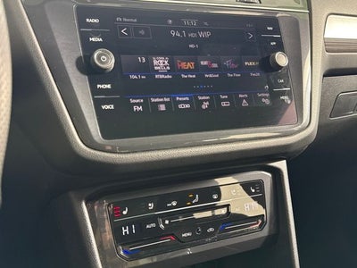 2022 Volkswagen Tiguan SEL R-Line