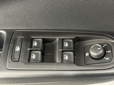 2026 Volkswagen Taos SEL