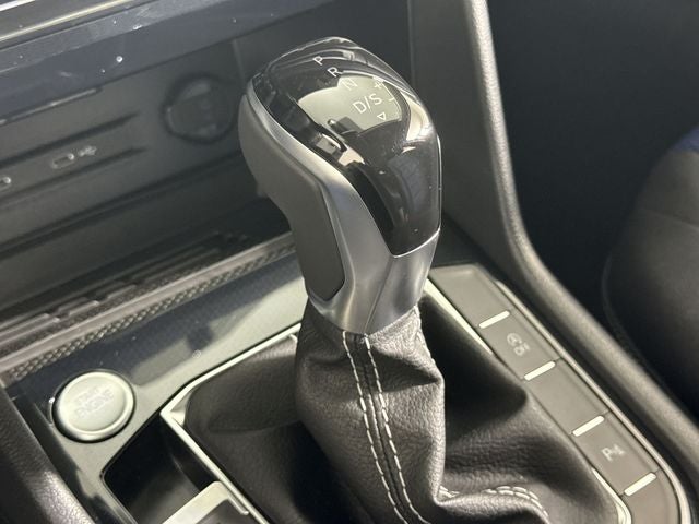 2026 Volkswagen Taos SEL